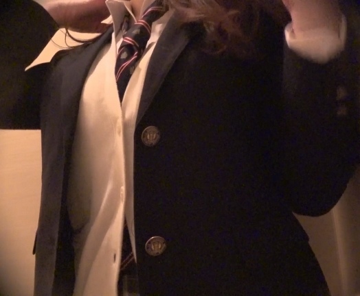 Karte.04 ギャルなのに乳首がピンク色なJKの着替え盗撮 #これがこう