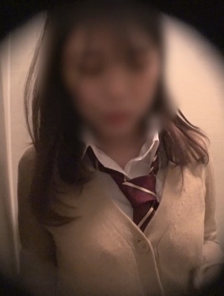 Karte.05 カースト上位なJKの着替え盗撮 #これがこう