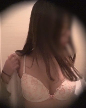Karte.05 カースト上位なJKの着替え盗撮 #これがこう