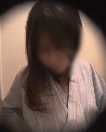 Karte.05 カースト上位なJKの着替え盗撮 #これがこう