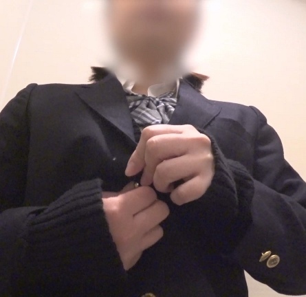 Karte.10 タヌキ系丸顔JKの着替え盗撮 #これがこう
