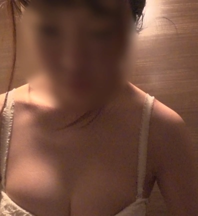 Karte.11 ぱんぱん上向きおっぱいJKの着替え盗撮 #これがこう