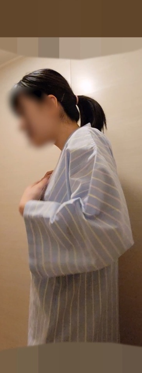 Karte.21 優等生なのに巨乳なJKの着替え盗撮 #これがこう