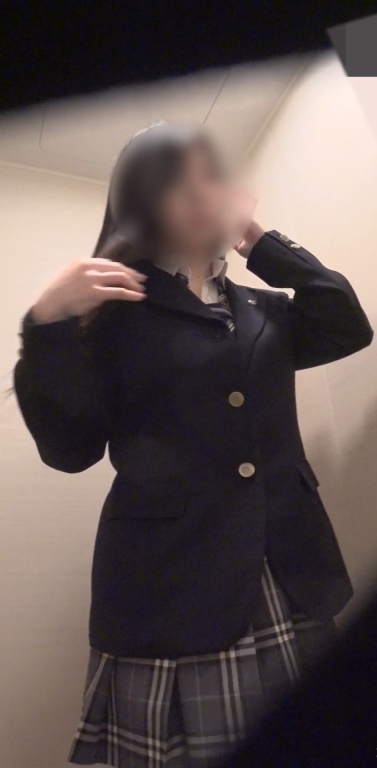 Karte.28 最強おっぱい最強スタイルなJKの着替え盗撮 #これがこう